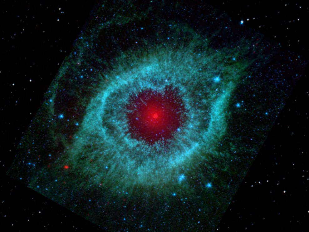 NGC7293 - Helix Planetary Nebula in Aquarious with white dwarf @700ly in infra-red_990w
