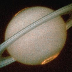Saturn_Aurora-on-Saturn-during-a-solar-storm -in-1998_HST1998Ultra-violet_NASA_Astronomy-Today_245w_246h