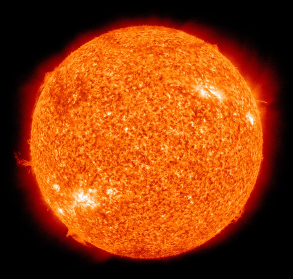 Sun_01_The-Atmospheric-Imaging-Assembly_of_NASA's_Solar-Dynamics-Observatory_20100819_990w