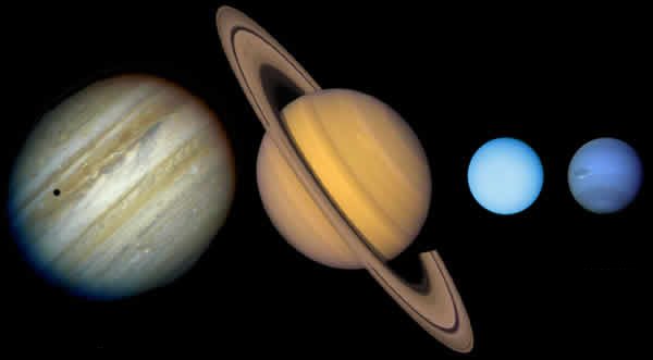 The Jovan Gas giants - Jupiter, Saturn, Uranus and Neptune in scale of size_outer_planets_small_2_600w