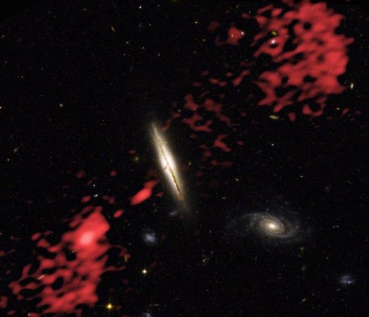 galaxies_Spiral-Galaxy-0313-192_with-Giant-Radio-Jets_HST2003_NASA_NRAO-AUI-NSF_W-Keel(Uni-of-Alabama,Tuscaloosa)_hs-2003-04-a-large_r-90_450h