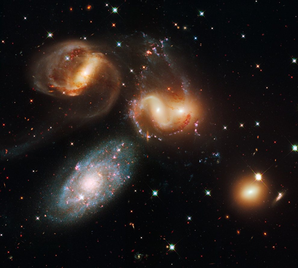 galaxies_Stephans-quintet_visual_HST_2009_02_990w