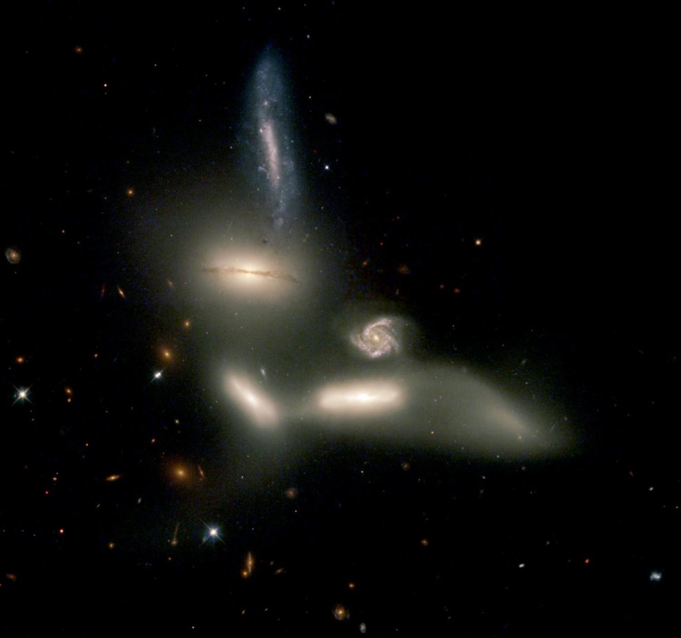 galaxy_Seyfert-radio-galaxy(s)_Sextet_full_02_990w