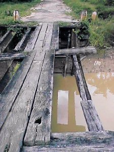 Flat Bridge - View towards Suspension Bridge way