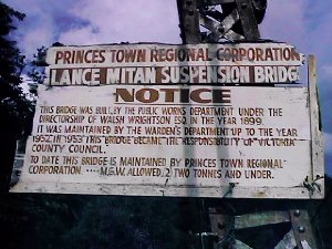 Lance Mitan Suspension Bridge - Sign1